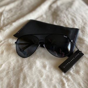 NWT Quay Australia Women’s Vivienne Aviators